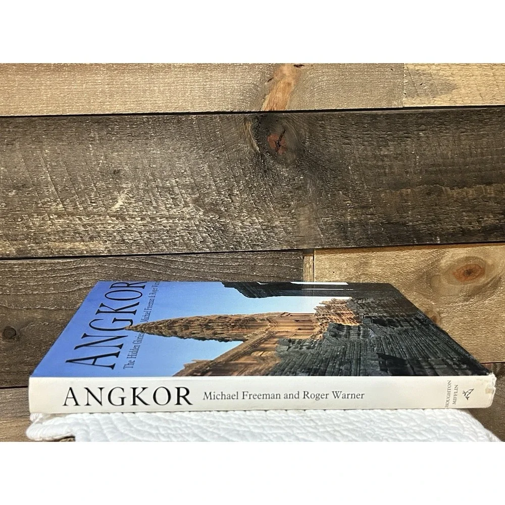 Angkor: The Hidden Glories by Warner, Roger HardCover Dust JACKET